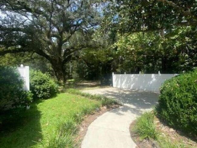 Primary Photo - 4357 Maylor Rd