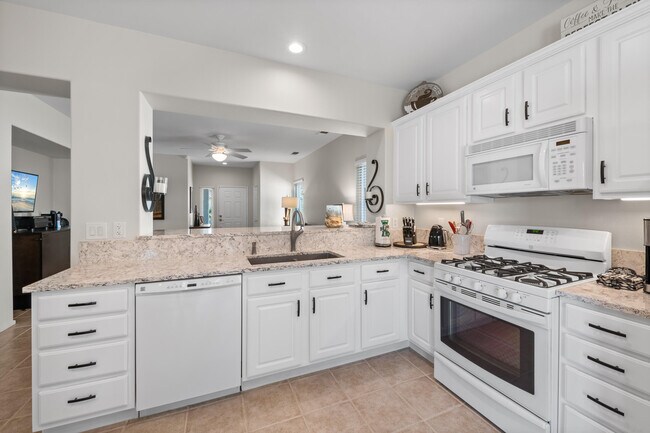 Building Photo - 78680 Postbridge Cir