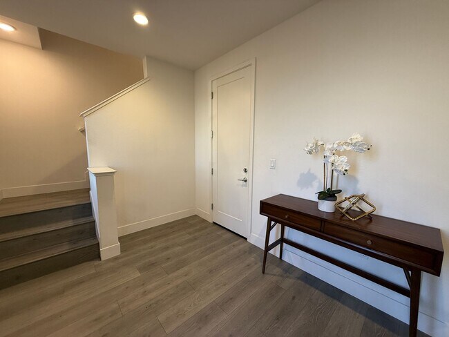 Building Photo - Newer Central Dublin Townhome with 2-Car Garage and Private Rooftop Deck