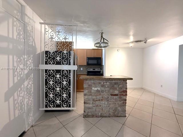 Building Photo - 1801 S Treasure Dr