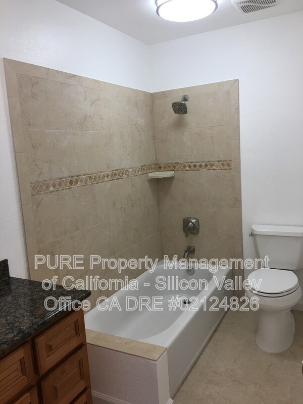 Building Photo - 4658 W Campbell Ave