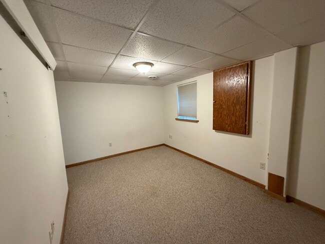 Building Photo - 1815 3rd Ave SE