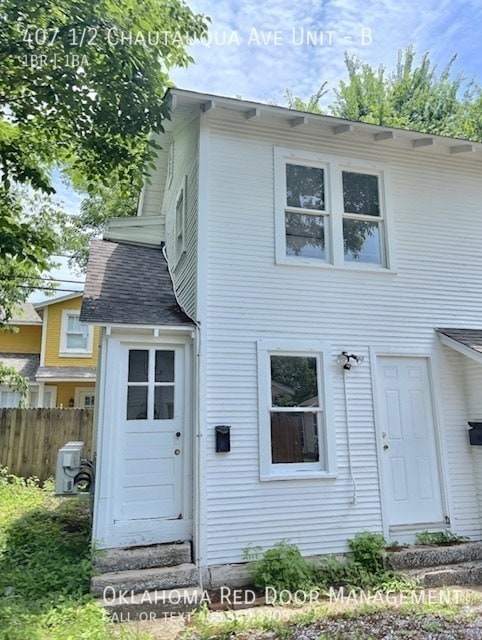 Primary Photo - 407 1/2 Chautauqua Ave Unit