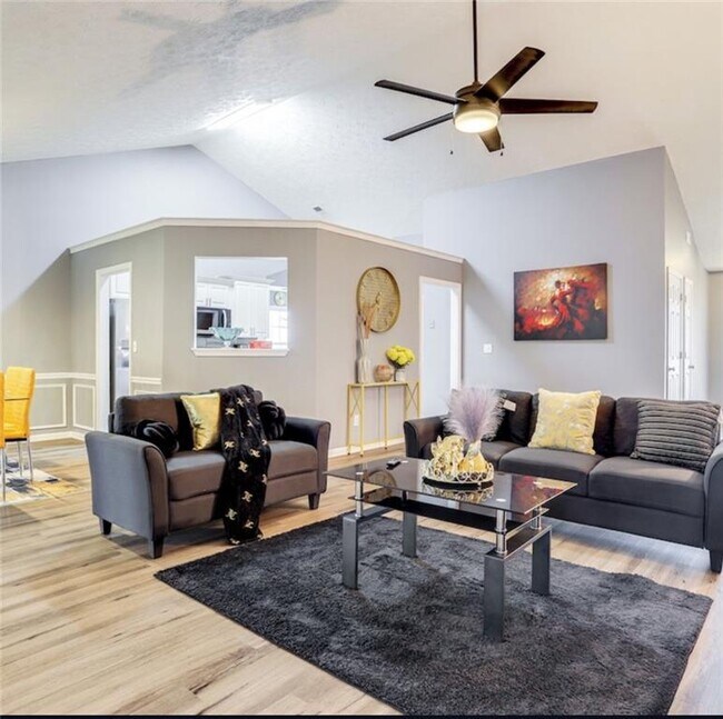 Building Photo - 1080 Rafington Dr