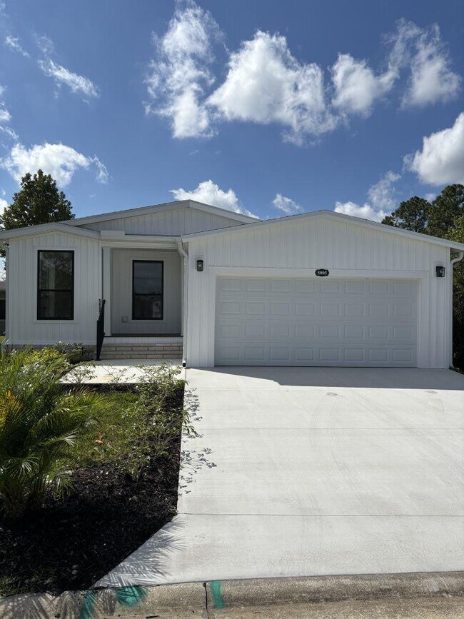 Primary Photo - 5805 Mora Pl