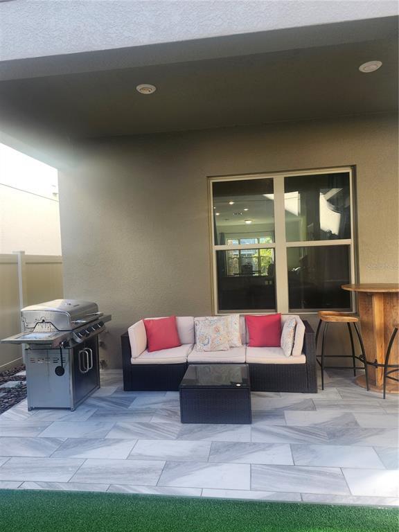 Building Photo - 12609 Salomon Cove Dr