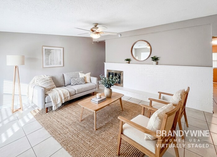 Building Photo - 11241 Princessa Ln