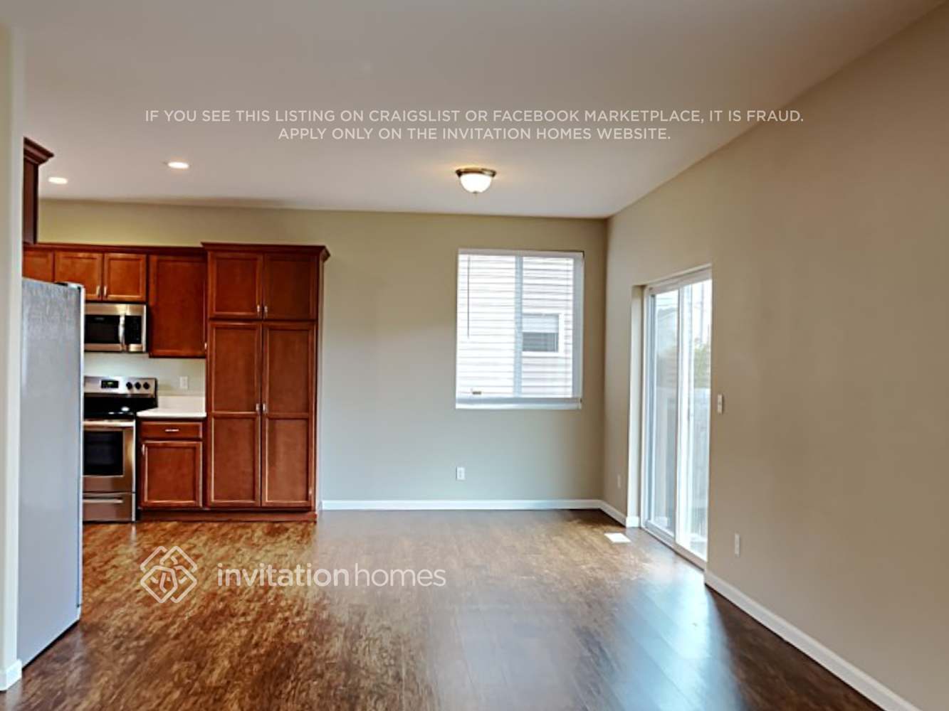 Building Photo - 19106 19th Ave Ct E