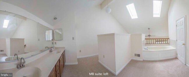 Building Photo - 8535 Harvest View Ct