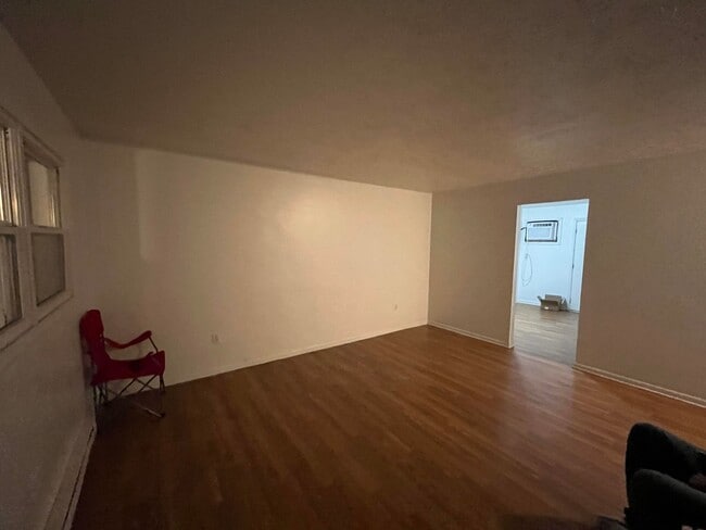 Building Photo - 635 Graham Dr