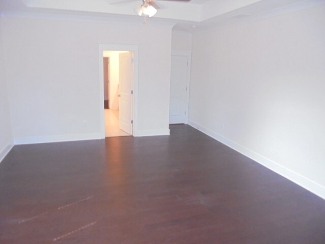 Building Photo - 1076 Adams Haven Bend