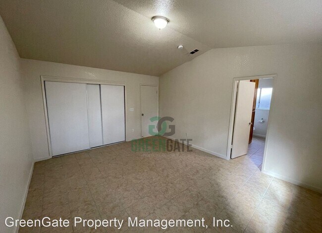Building Photo - 3 br, 2 bath House - 504 Blue Canyon Dr