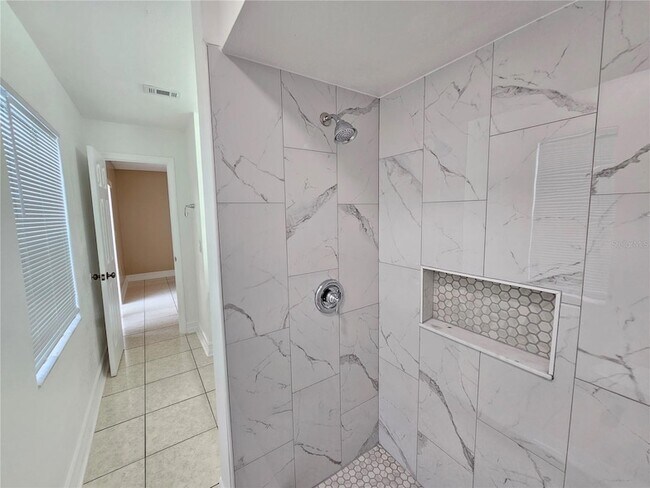 Building Photo - 1024 Whalebone Bay Dr