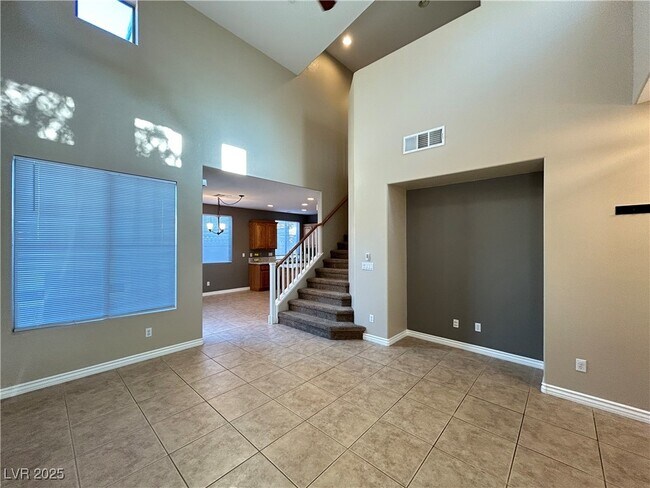 Building Photo - 8158 Altamont Ridge St
