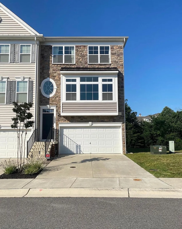 Building Photo - 1332 Chapel Centre Dr