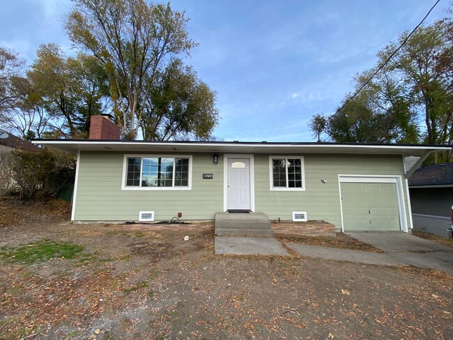 Building Photo - 1745 N Eldorado Ave