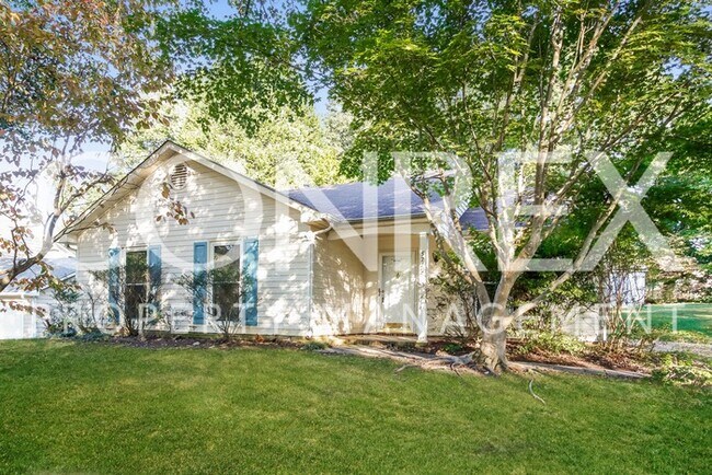 Primary Photo - Incredible 3 Bedroom Greensboro Home