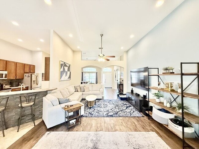 Building Photo - 11449 Newgate Crest Dr