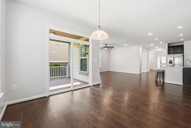 Building Photo - 428 Alder Dr