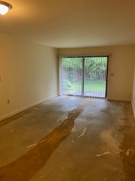 Building Photo - 552 Asbury Ridge