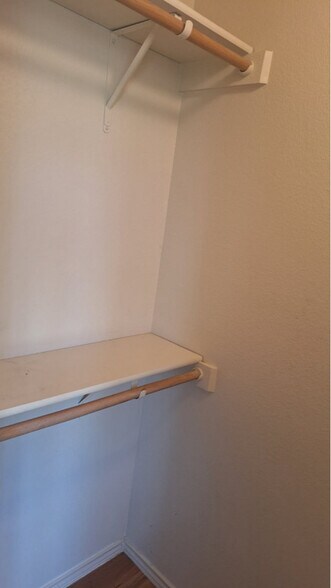 Building Photo - 3706 Malibu Ln