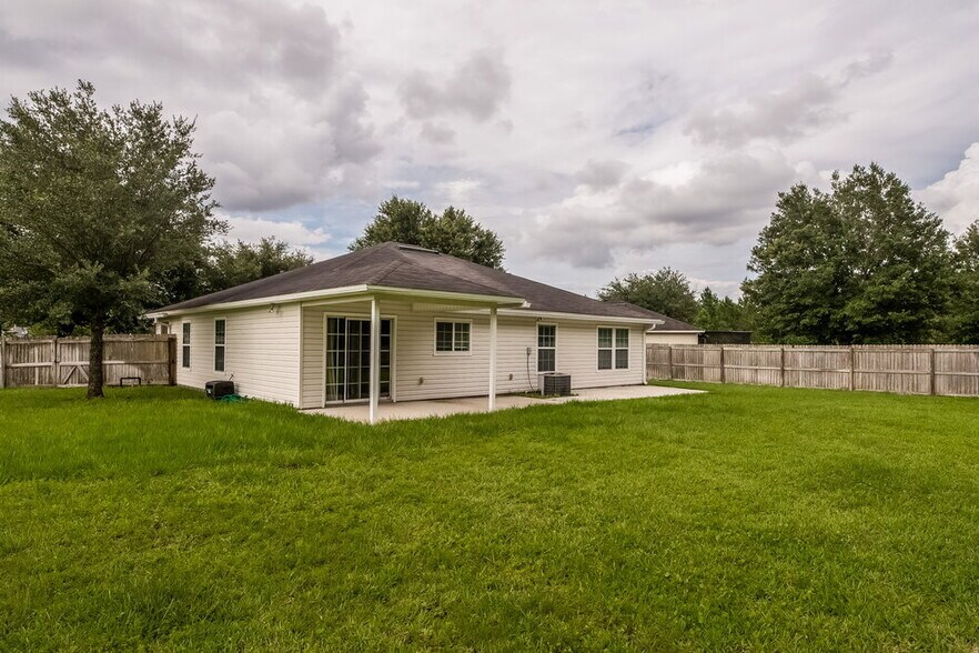 Building Photo - 7166 Newman Lake Ct