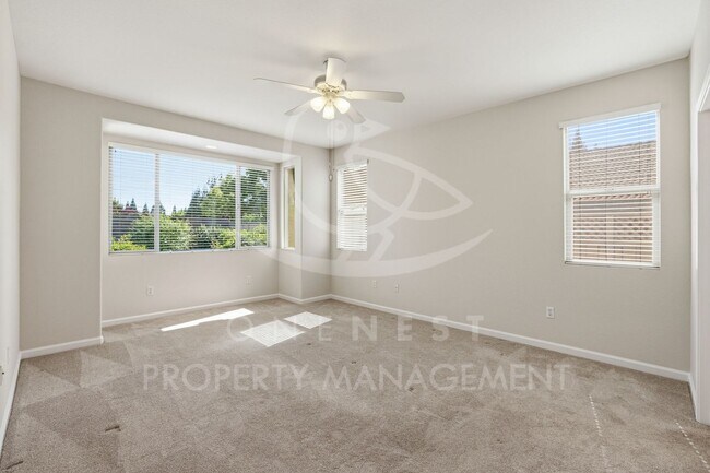 Building Photo - Refreshed 2-bedroom plus den, 2.5-bathroom in beloved Sun City Lincoln Del Webb community!