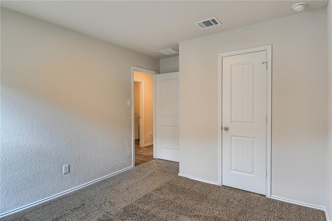 Building Photo - 745 Adler Way