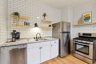 Building Photo - 4601 Lyndale Ave S