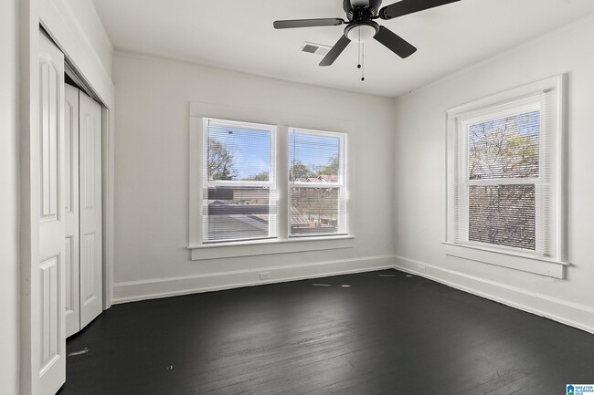 Building Photo - 1101 7th Ave W
