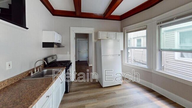 Building Photo - 116 Ridgeway Ave