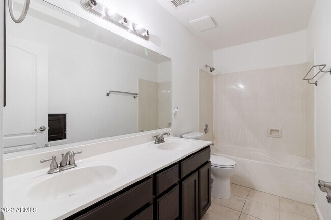Building Photo - 1681 W Musket Way