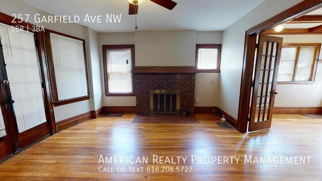 Building Photo - 257 Garfield Ave NW