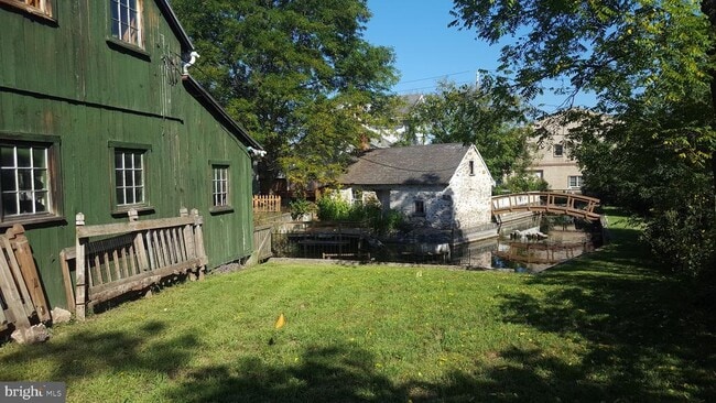 Building Photo - 2902 Lower Saucon Rd