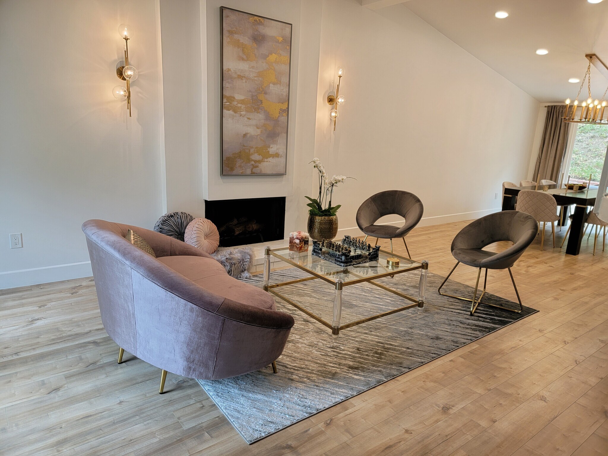 Building Photo - 16974 Escalon Dr