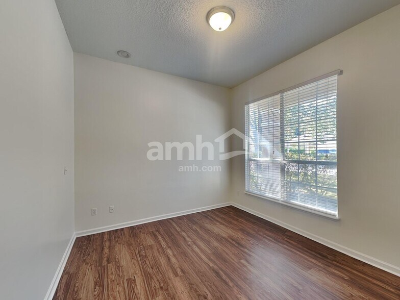 Building Photo - 296 Bell Branch Ln