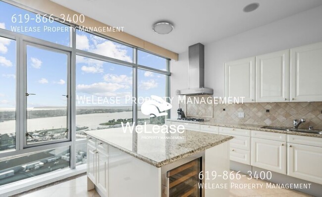 Primary Photo - Pristine Private Penthouse with Panoramic ...