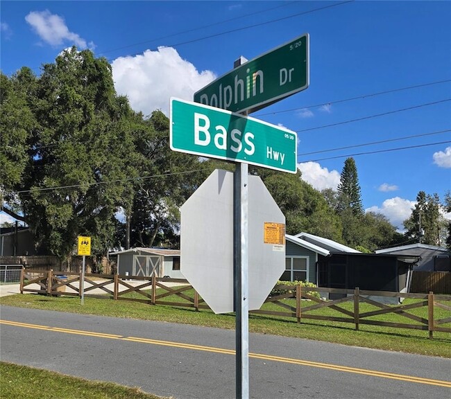 Building Photo - 1634 Dolphin Dr