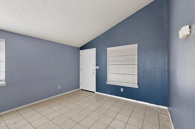 Building Photo - 11455 Sundrop Ct