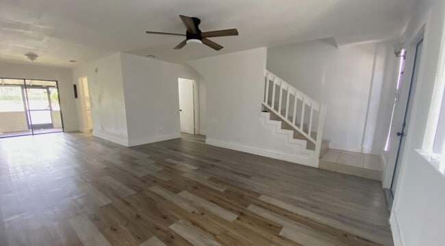 Building Photo - 4104 Inlet Cir