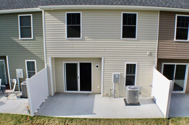 Building Photo - 1431 Hornsby Ave