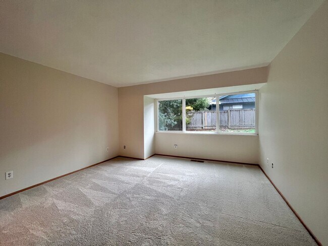 Building Photo - One Of The Top Rated Gems Of 2026: Serene 3 Bed + Bonus Room, 2.5 Bath Spacious House!