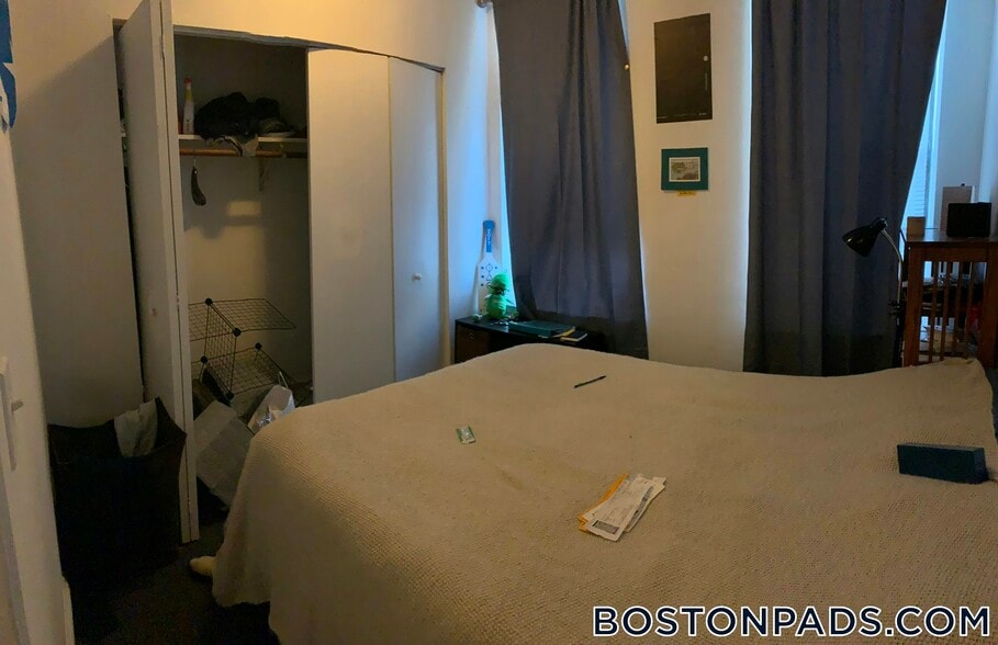 Building Photo - 774 Columbus Ave