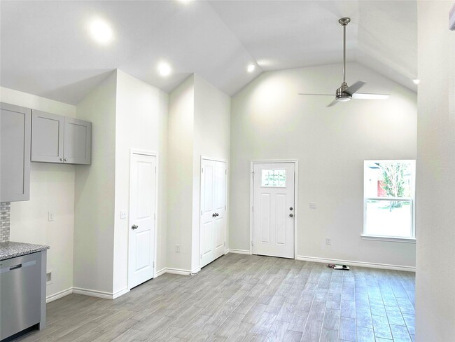 Building Photo - 16602 E Forrestal St