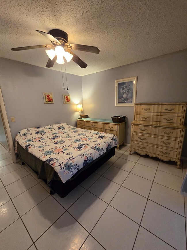 Building Photo - 91 Upminster Crescent