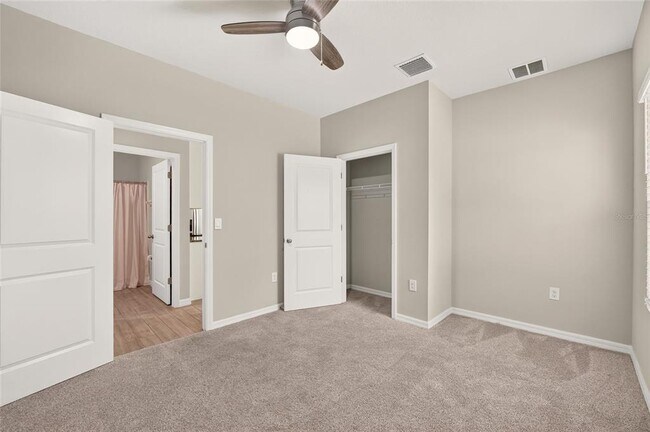 Building Photo - 13633 NW 14th Pl