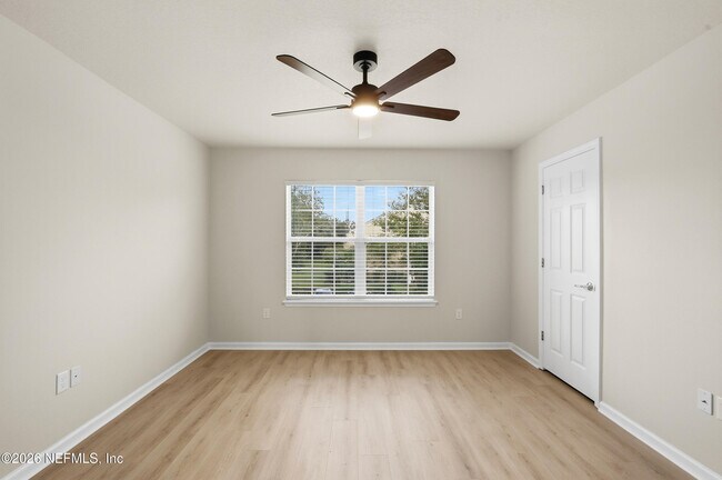 Building Photo - 6280 Autumn Berry Cir
