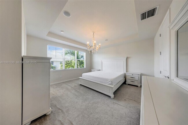 Building Photo - 5110 Eucalyptus Dr