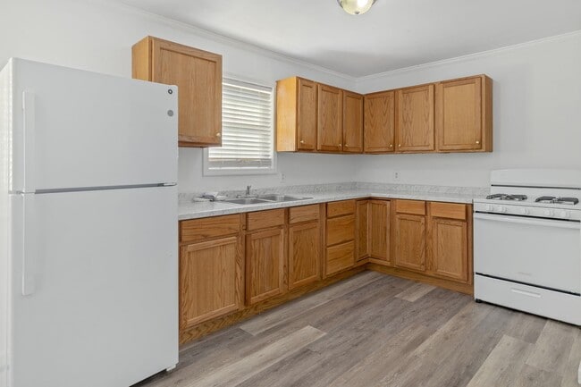 Building Photo - 3107 Admiral King St