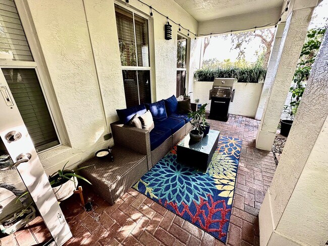 Building Photo - 4720 Mimosa Pl